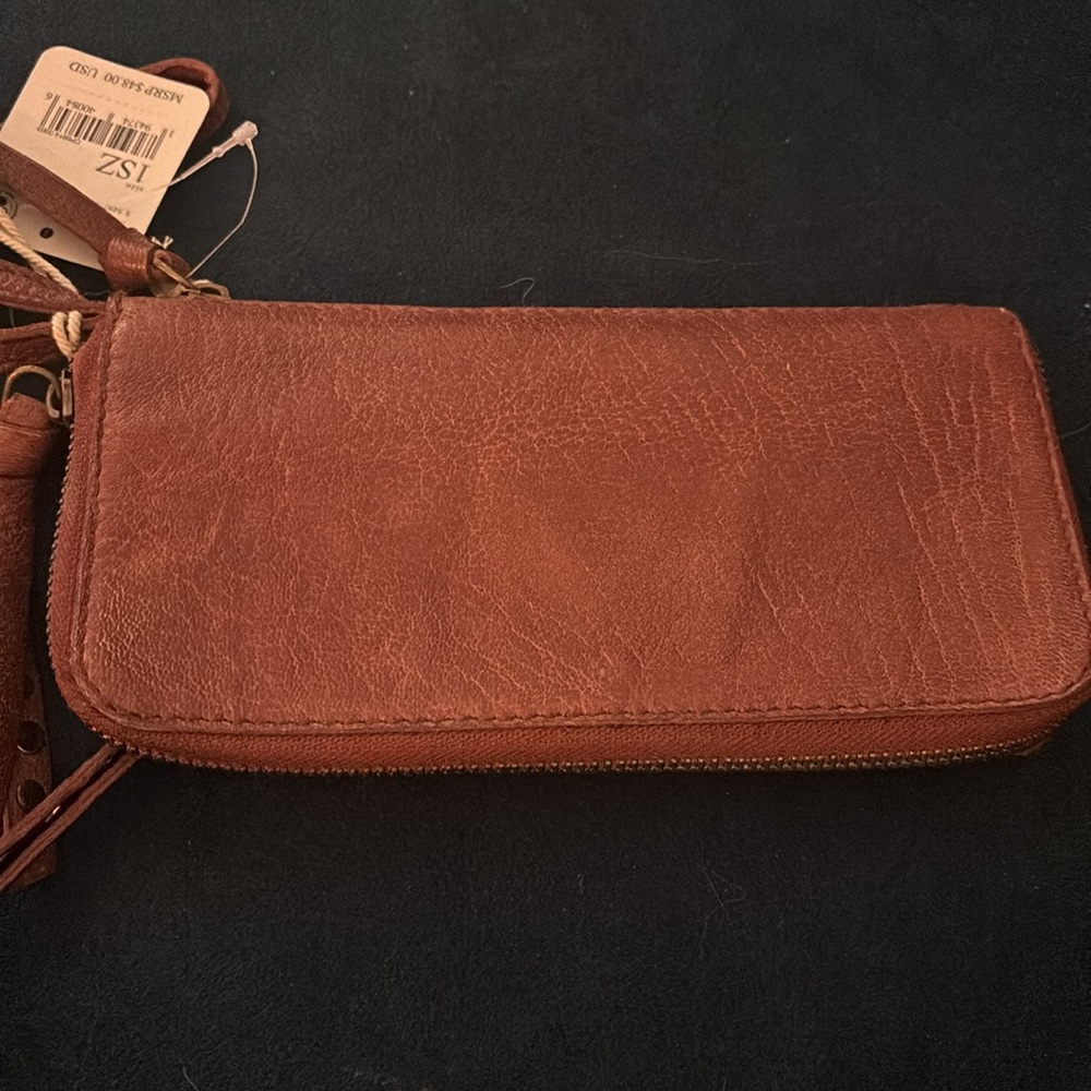 NWT Free People Leather Cognac Hand Crafted Wristlet - Picture 4 of 7